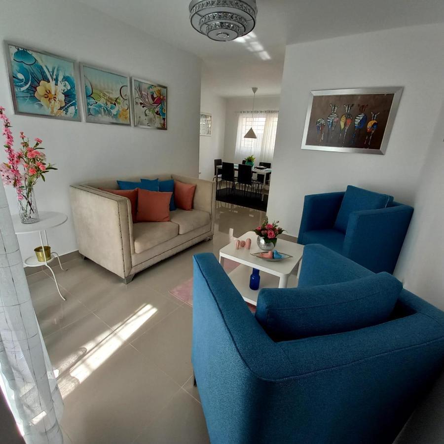 Confortable Apartamento De 3 Tres Habitaciones, Con Hermosa Vista De Area Verde, Ademas De Piscinas Y Juegos Infantiles En Area Recreativa 산티아고 데 로스 카바예로스 외부 사진